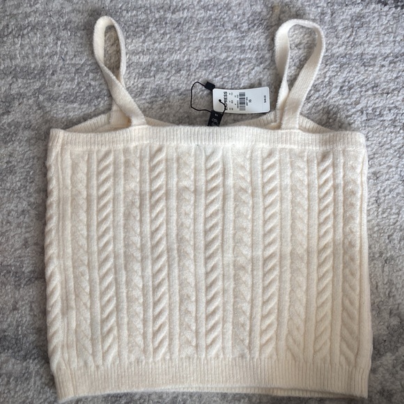 Cable Knit Cami Sweater - Picture 4 of 5